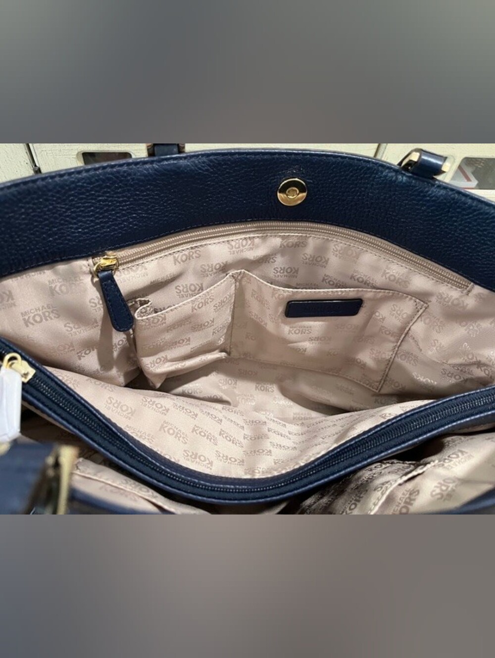 Michael Kors Navy Pebbled Leather Large Harper Tote W/Goldtone Trim New With Tag - Picture 7 of 16